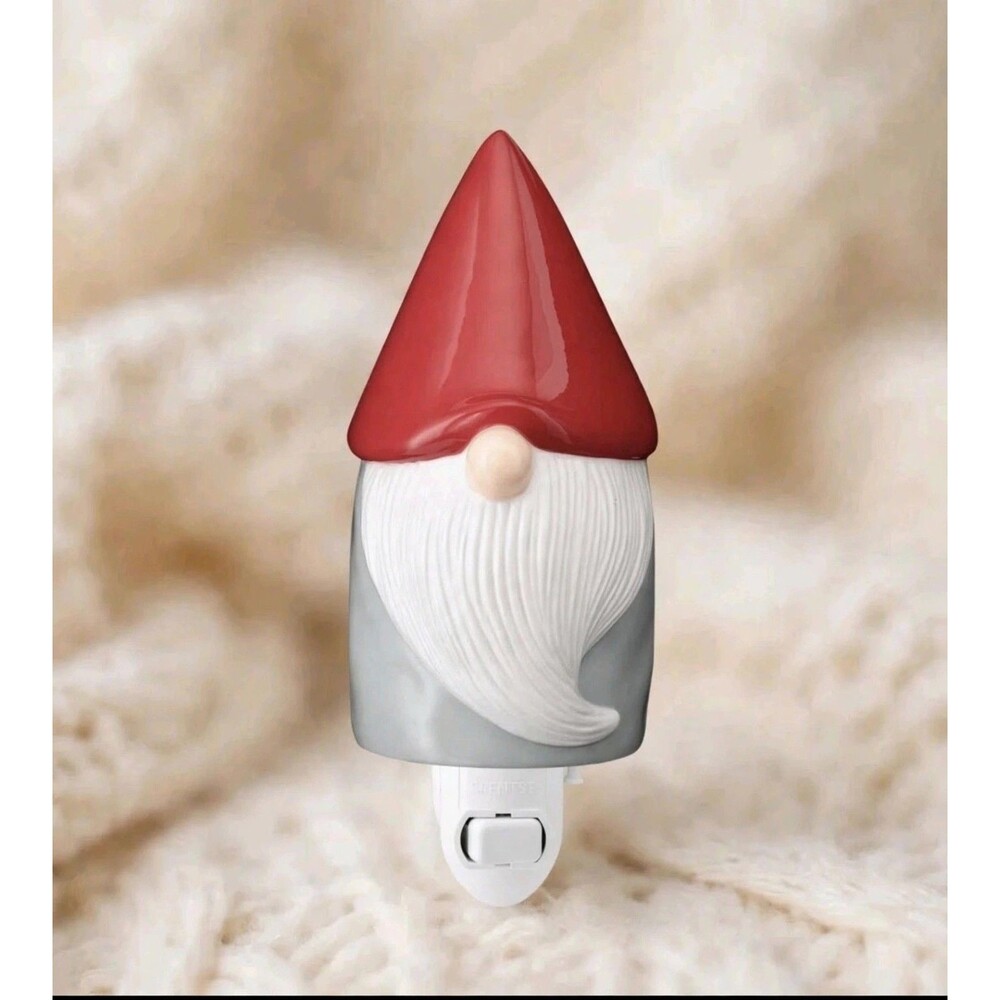 Scentsy Gnome for the Holidays Mini Plug-In Christmas Warmer NEW In Box